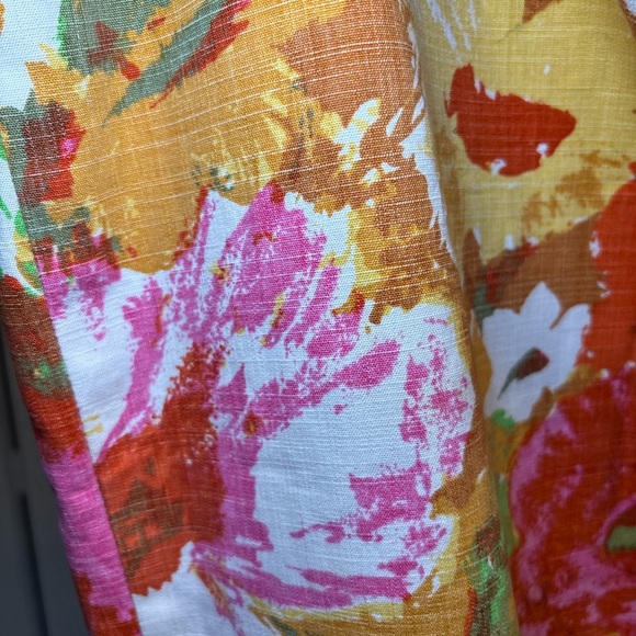 Talbots - Formal Feminine Business Casual Floral Print Women's Skirt in Size 8 - Picture 6 of 11